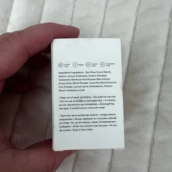 Uncommon Beauty Cleanser - Picture 3 of 5